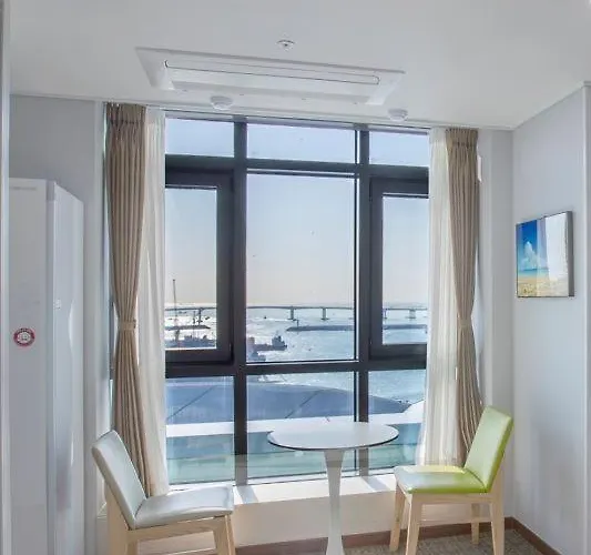 Griffinbay Hotel 4*