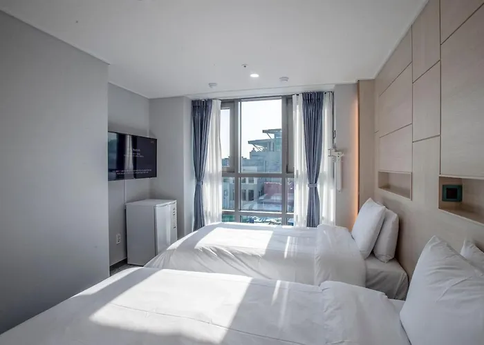 Griffinbay Hotel