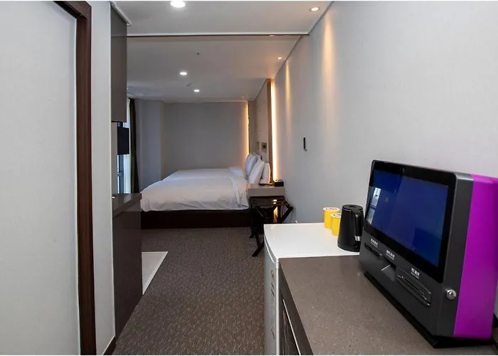 Griffinbay Hotel 4*