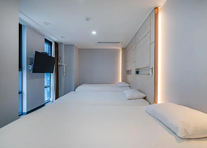 Griffinbay Hotel 4*