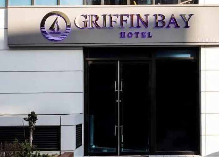 Griffinbay 4*