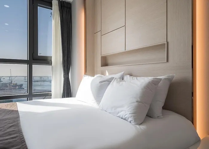 Griffinbay 4*