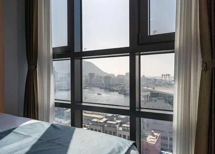 Griffinbay Hotel
